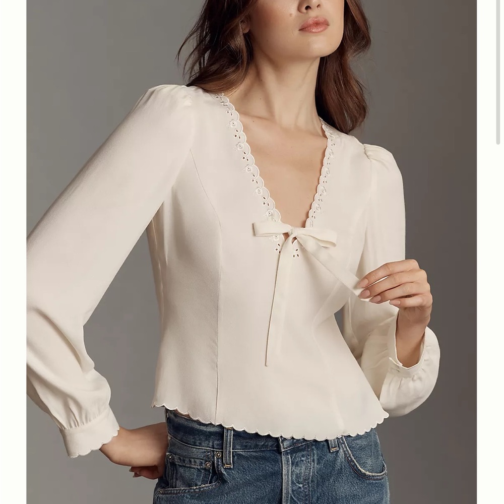 Reformation Vivia Top in cream. NWT, never worn